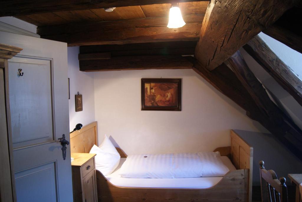 Hotel Zum Schwarzen Ross Und Gutmann Zur Post ฮิลโพลท์ชไตน์ ห้อง รูปภาพ