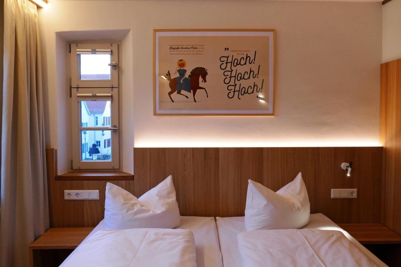 Hotel Zum Schwarzen Ross Und Gutmann Zur Post ฮิลโพลท์ชไตน์ ภายนอก รูปภาพ